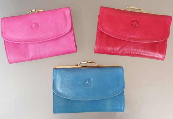 leather women's wallet model 1117